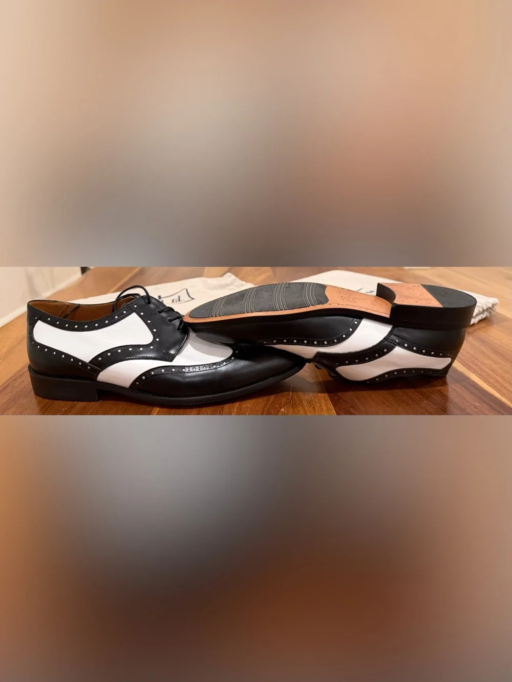Flag Ltd. Men’s Black/White Two-Tone Dress Shoes